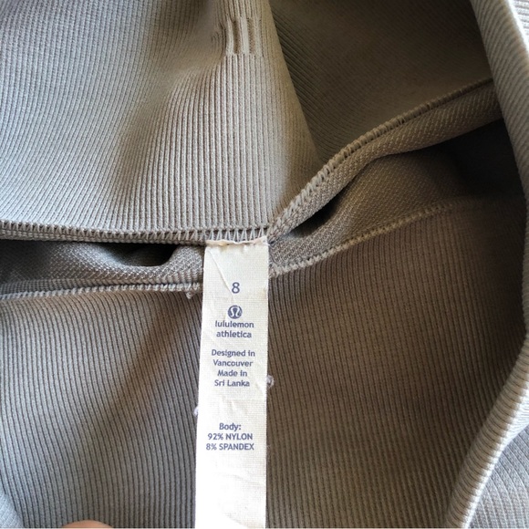 Lululemon seamlessly street crop - Picture 7 of 7